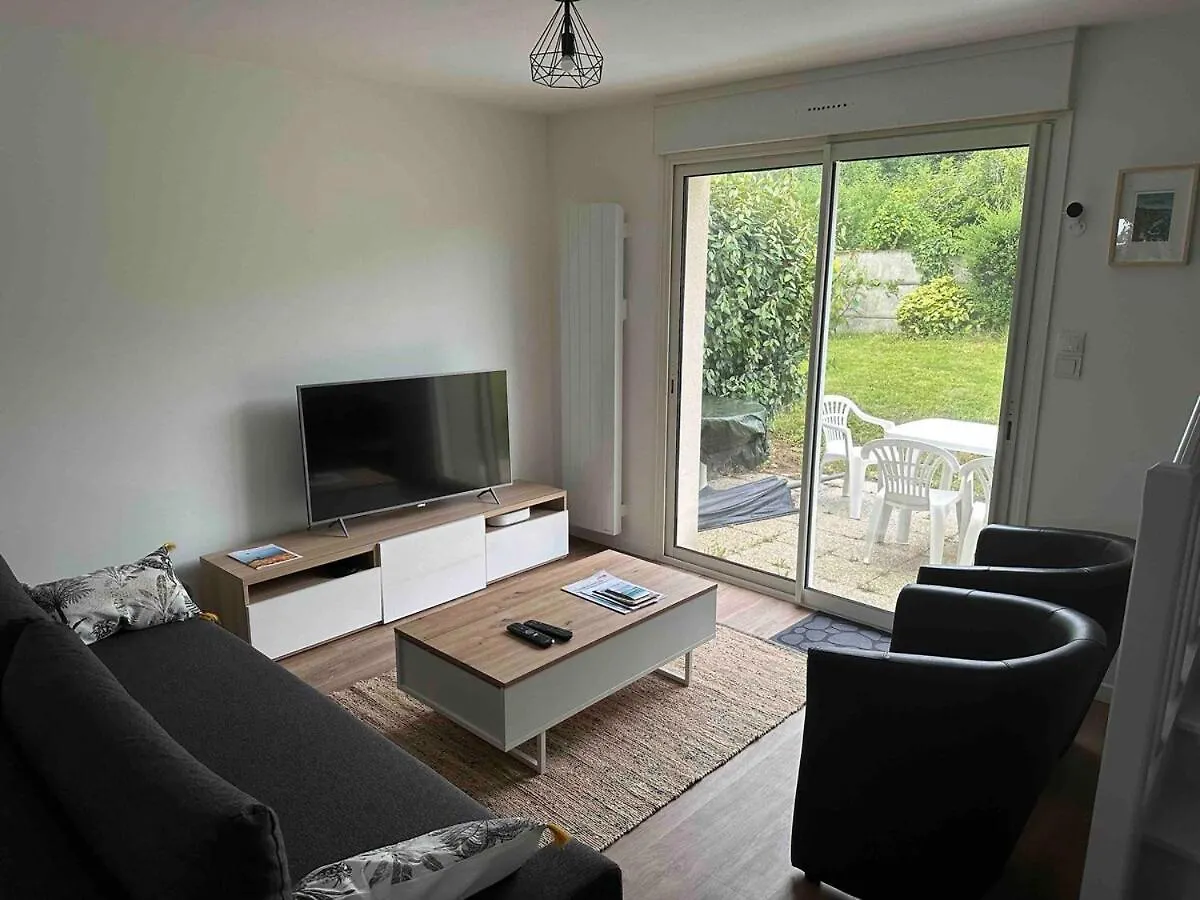 Holiday home Maison Lumineuse Avec Jardin A 5Min Du Cap Erquy France